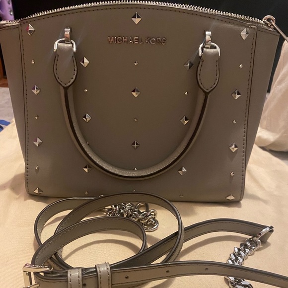 Mk vintage grey stud satchel no longer made good condition - Picture 6 of 6